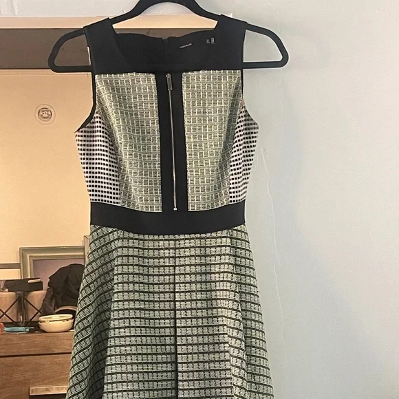 Karen Millen - A line cocktail dress size 4 - Picture 2 of 6